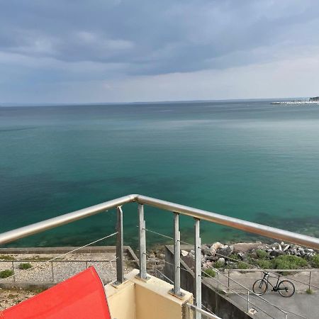Appartement Cosy Les Pieds Dans L'Eau, Vue Mer Exceptionnelle Crozon Exterior photo